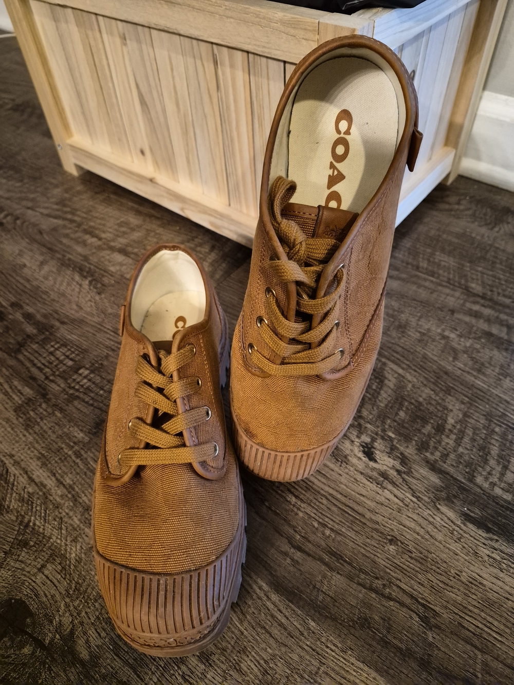Coach Men's Low-Top Canvas Sneakers in Tan Brown - Picture 3 of 5